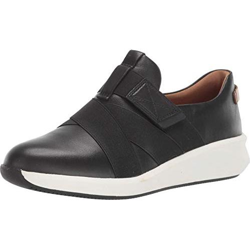 Clarks Un Rio Strap Trainers