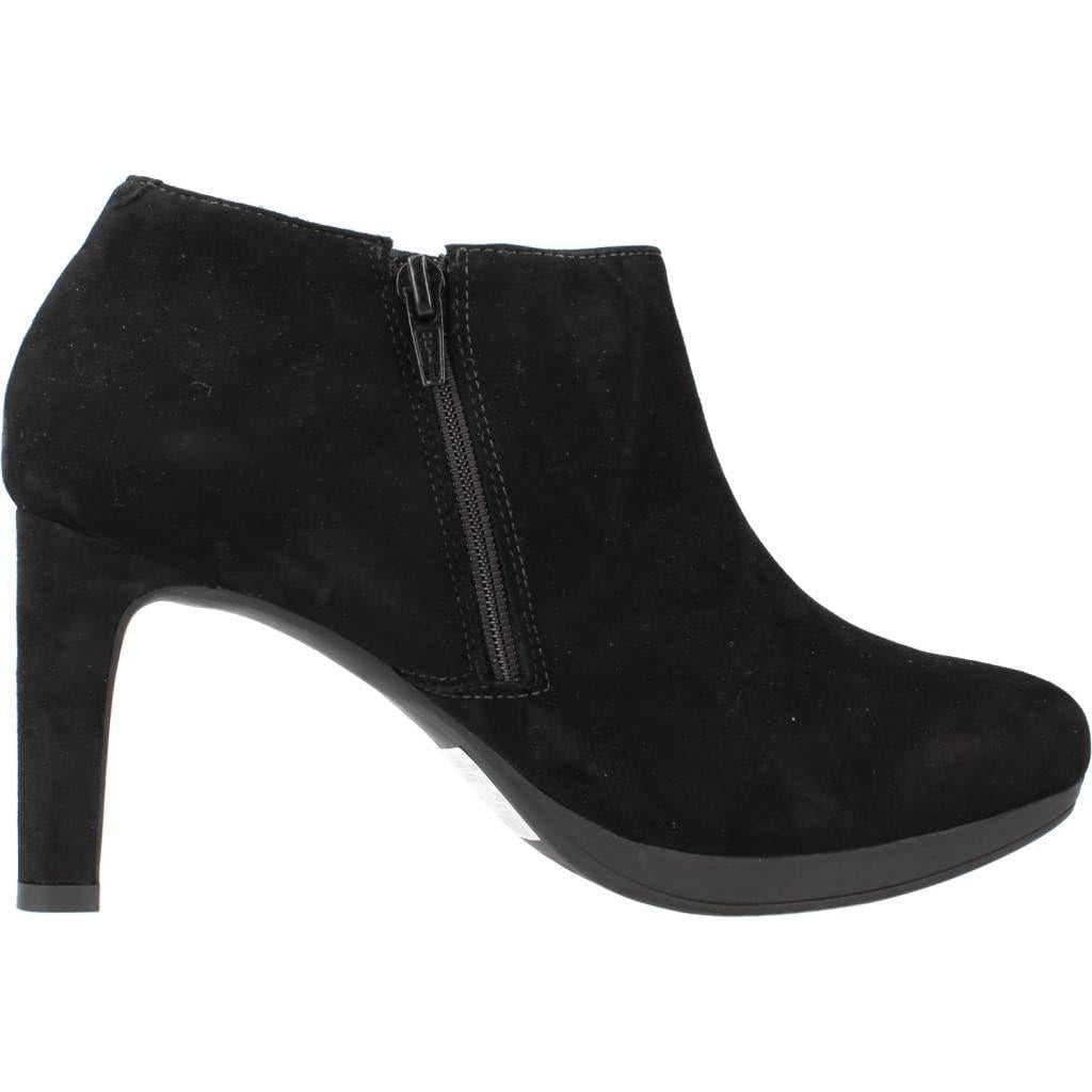 Clarks Ambyr Hope Heels