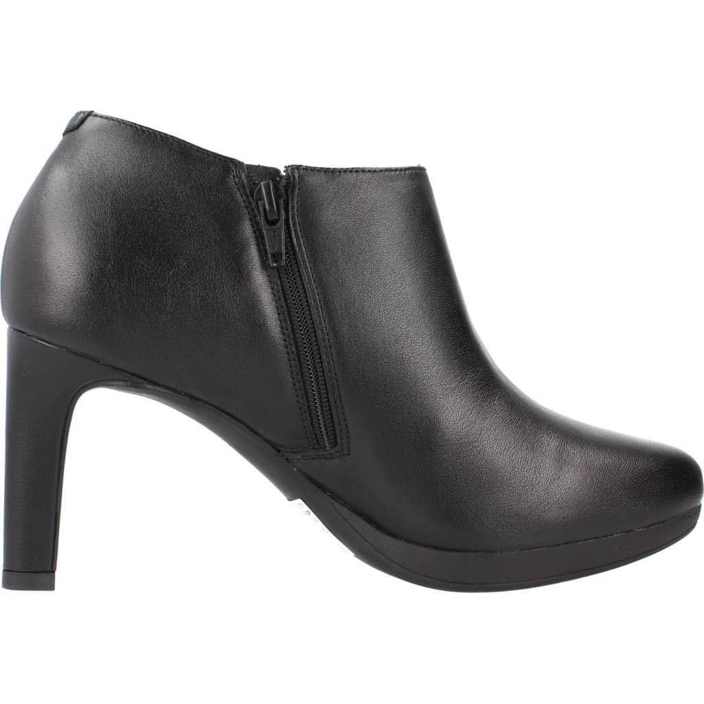 Clarks Ambyr Hope Heels