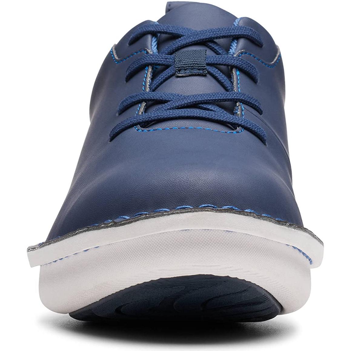 Clarks Step Welt Free Trainers