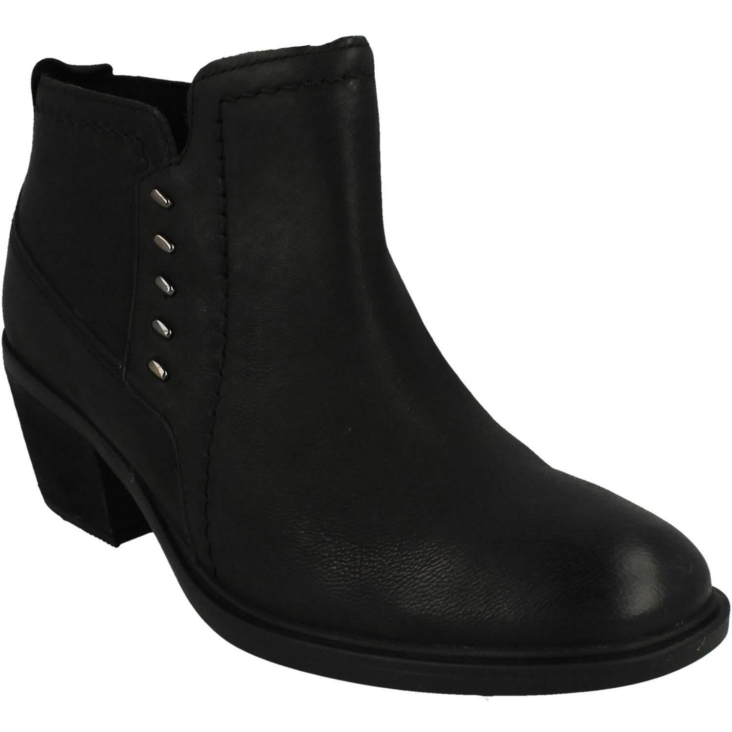 Clarks Neva Lo Boots