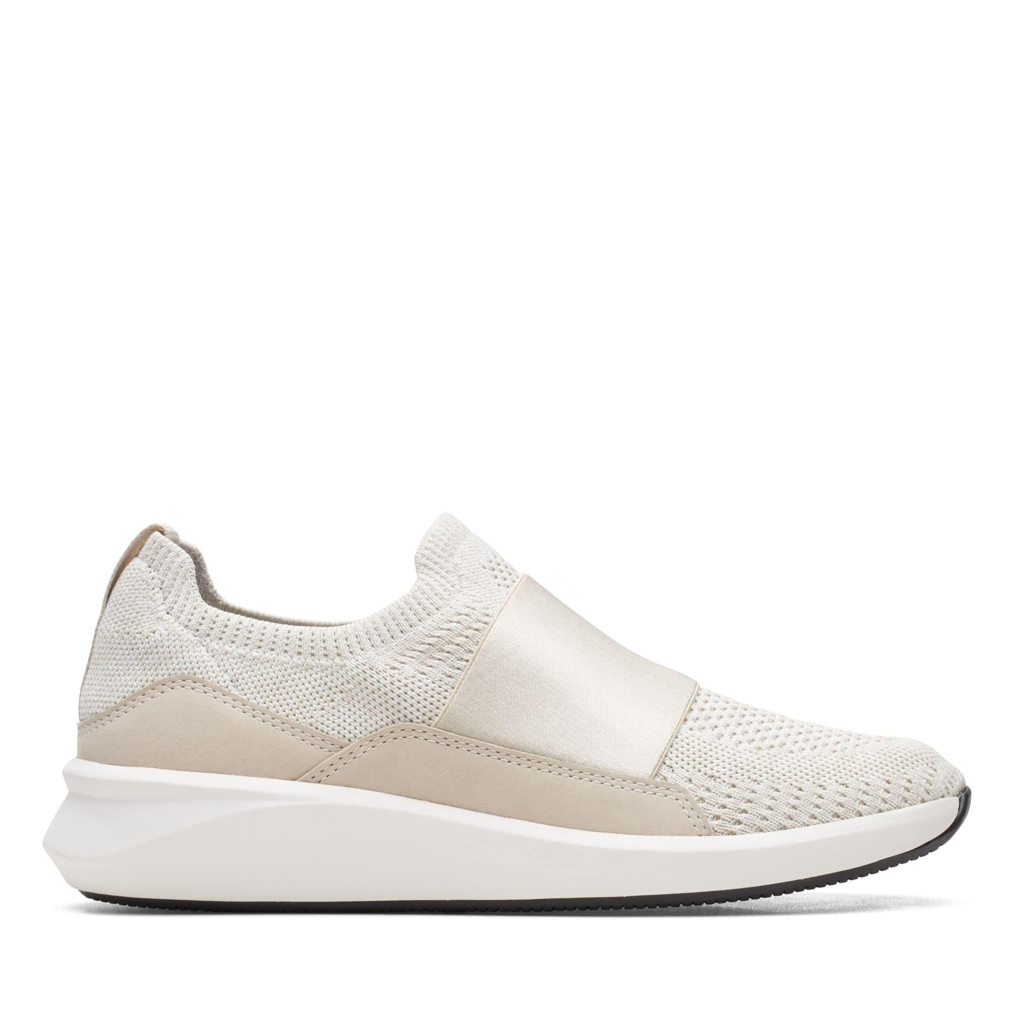 Clarks Un Rio Knit Trainers