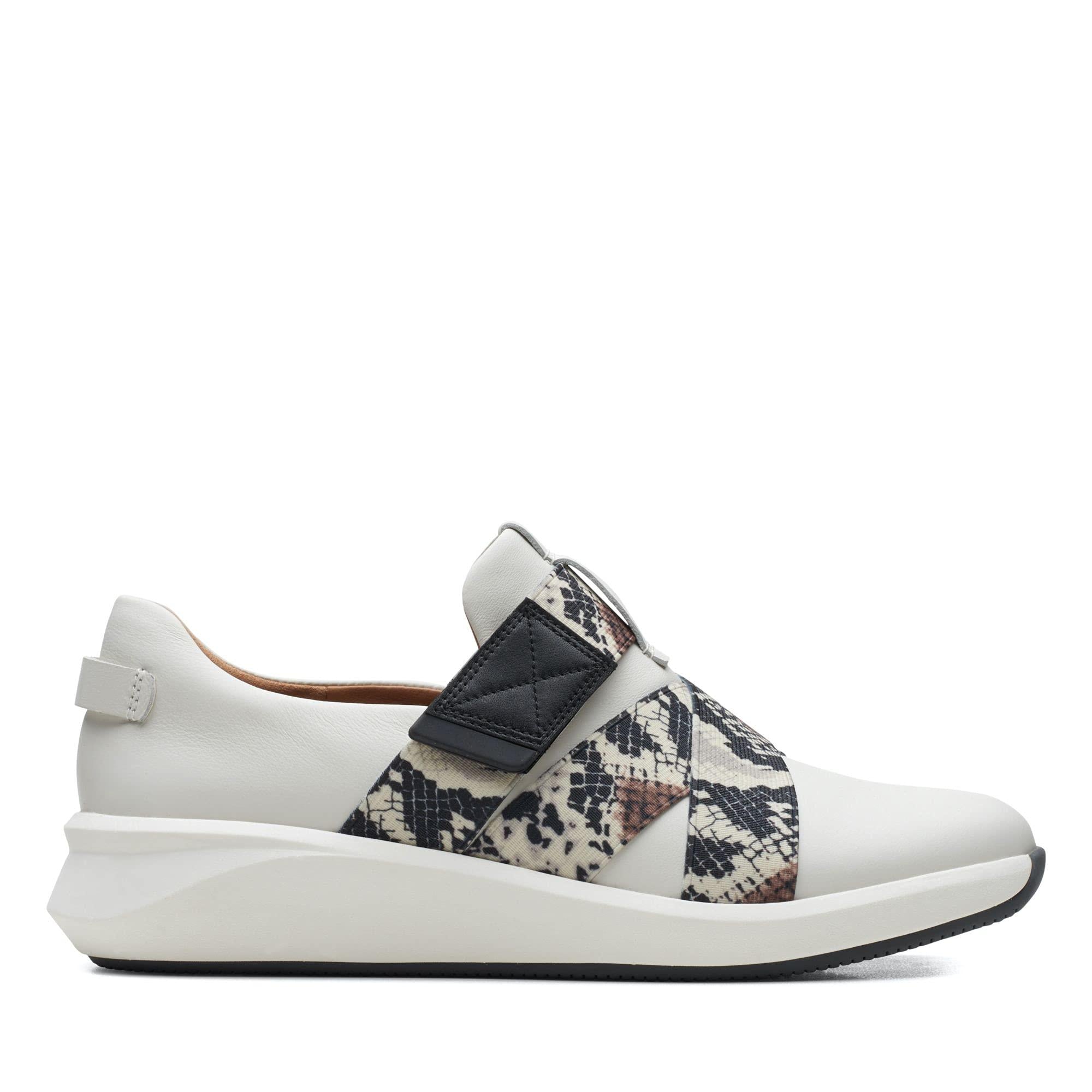 Clarks Un Rio Strap Trainers
