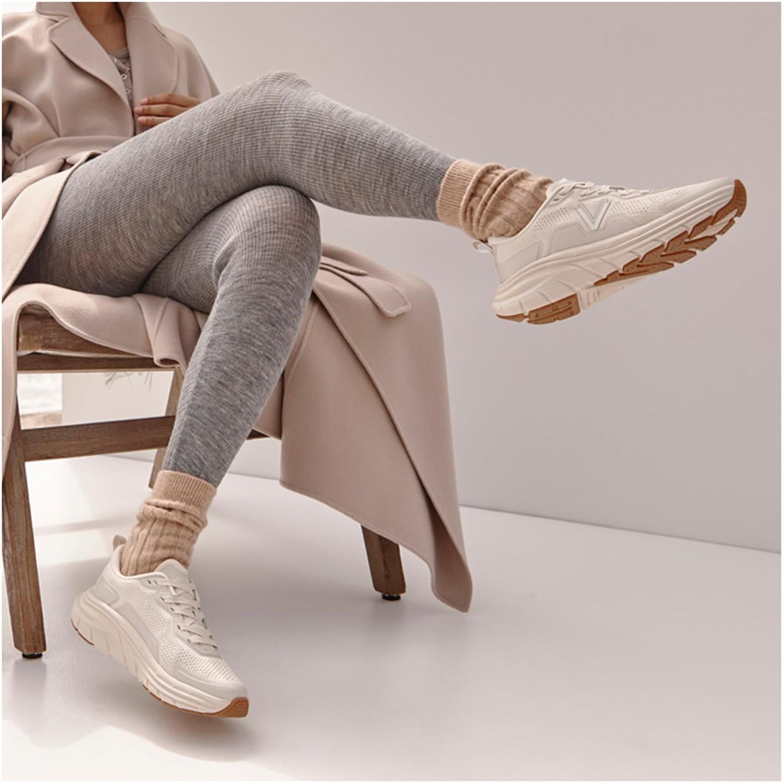 Vionic Walk Max Trainers