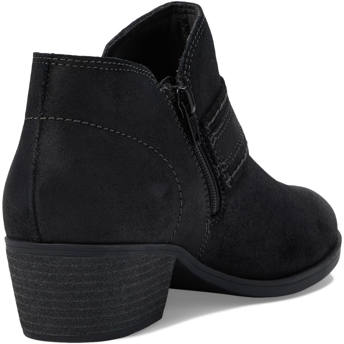Clarks Charlten Bay Boots
