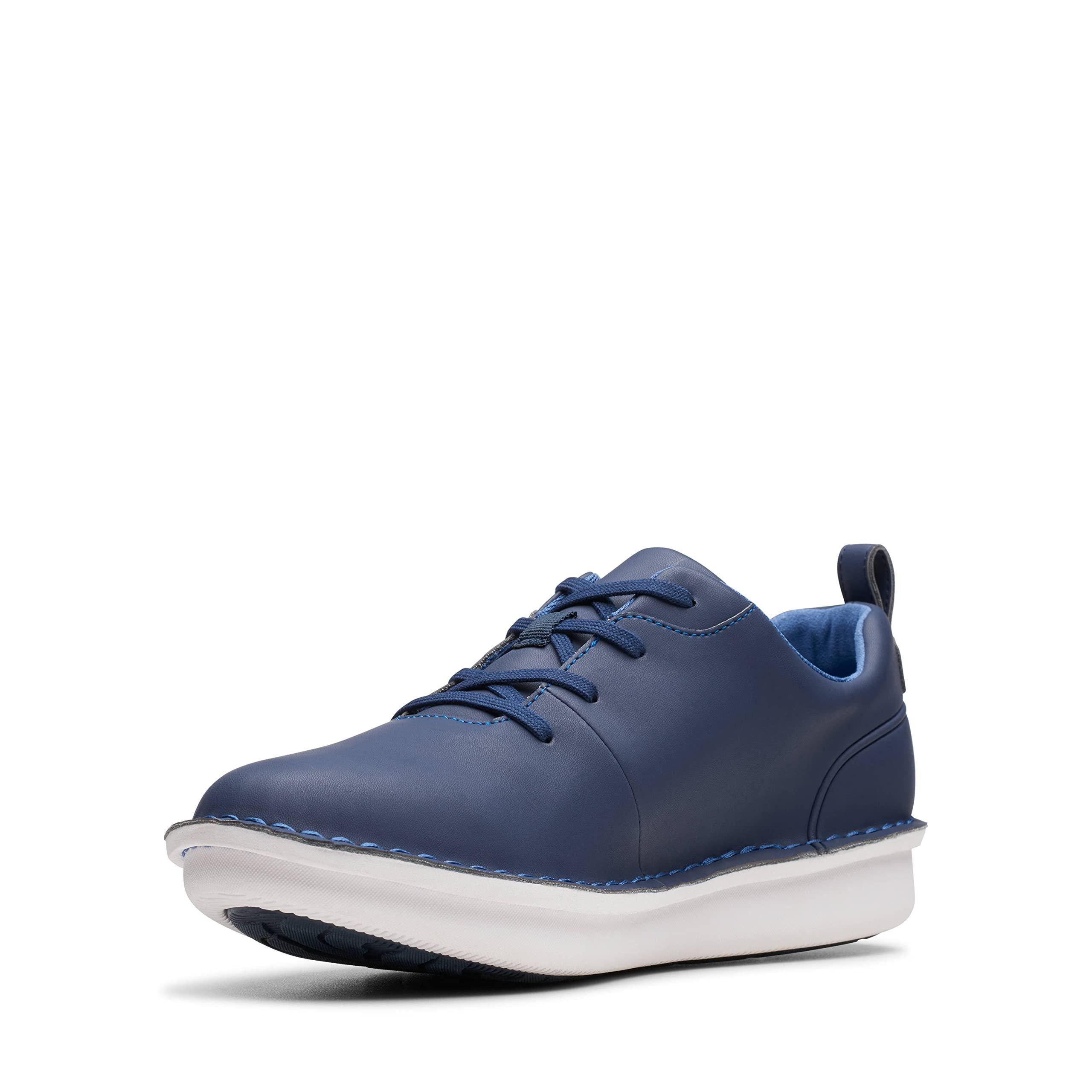 Clarks Step Welt Free Trainers