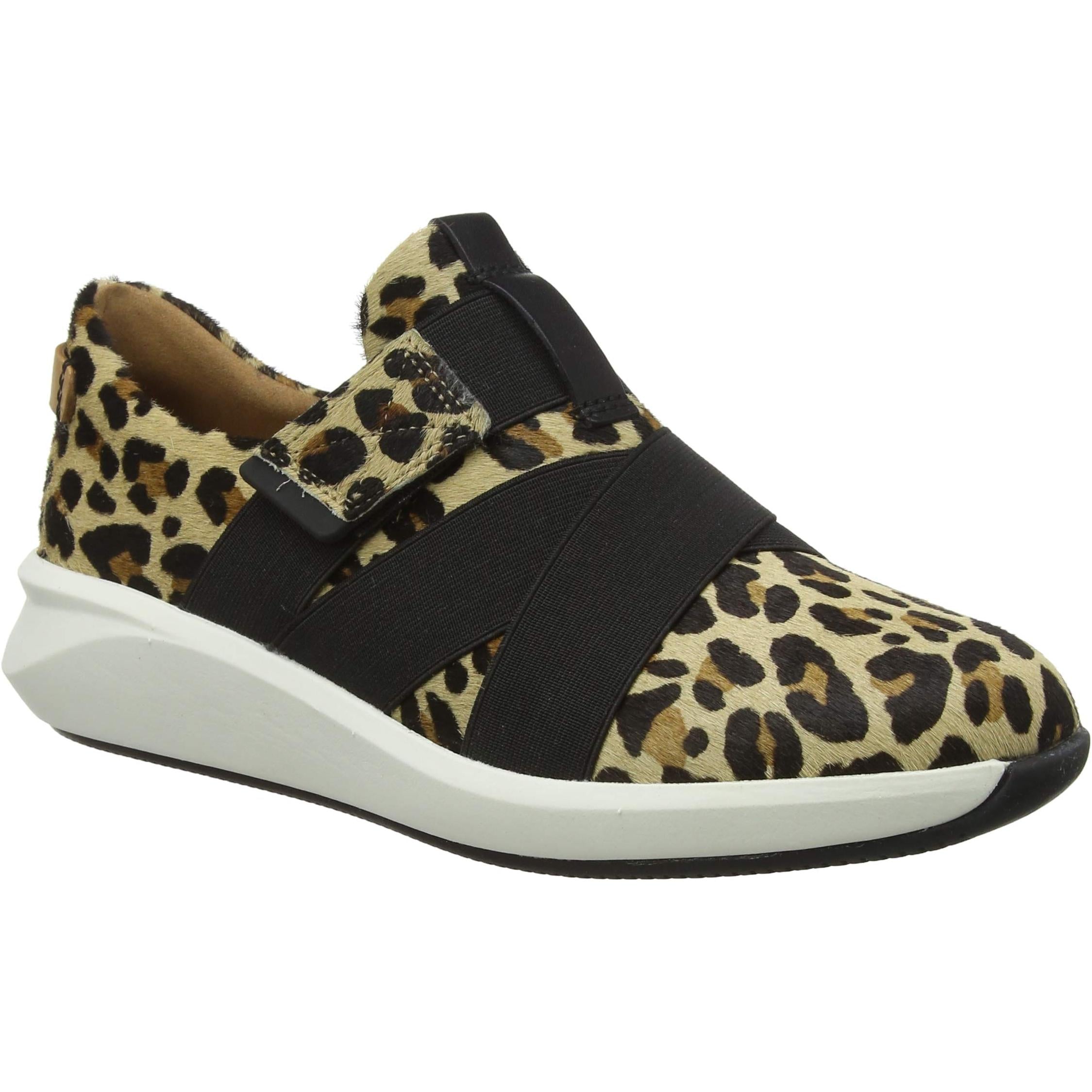 Clarks Un Rio Strap Trainers