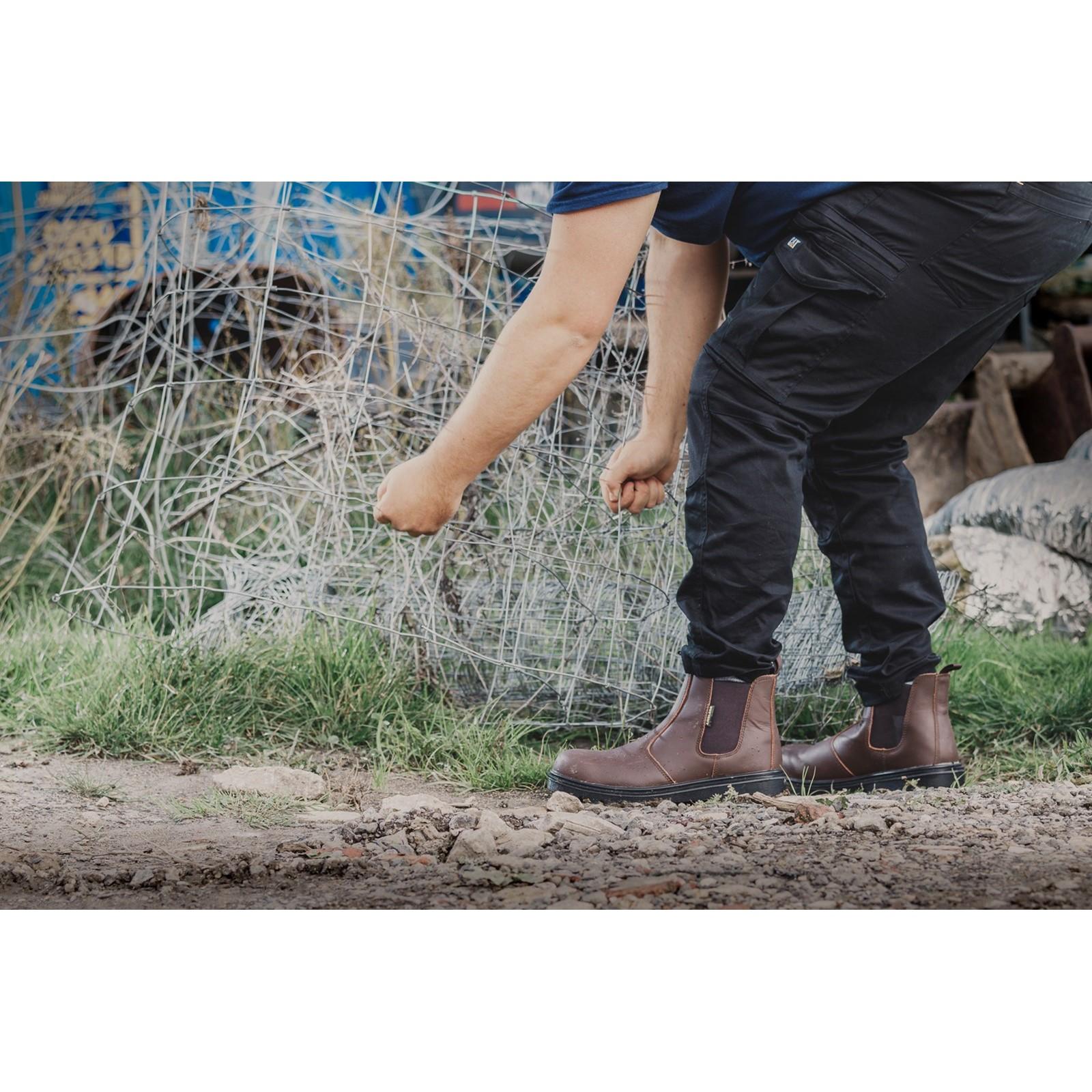 Amblers Safety FS128 Hardwearing Pull On Safety Dealer Boot