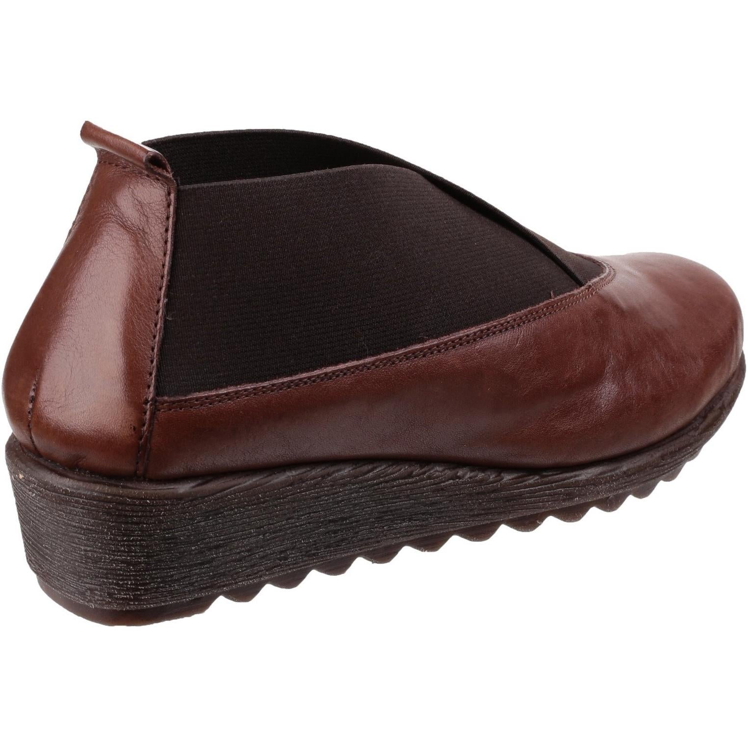 The Flexx Stretch Run Leather Flats