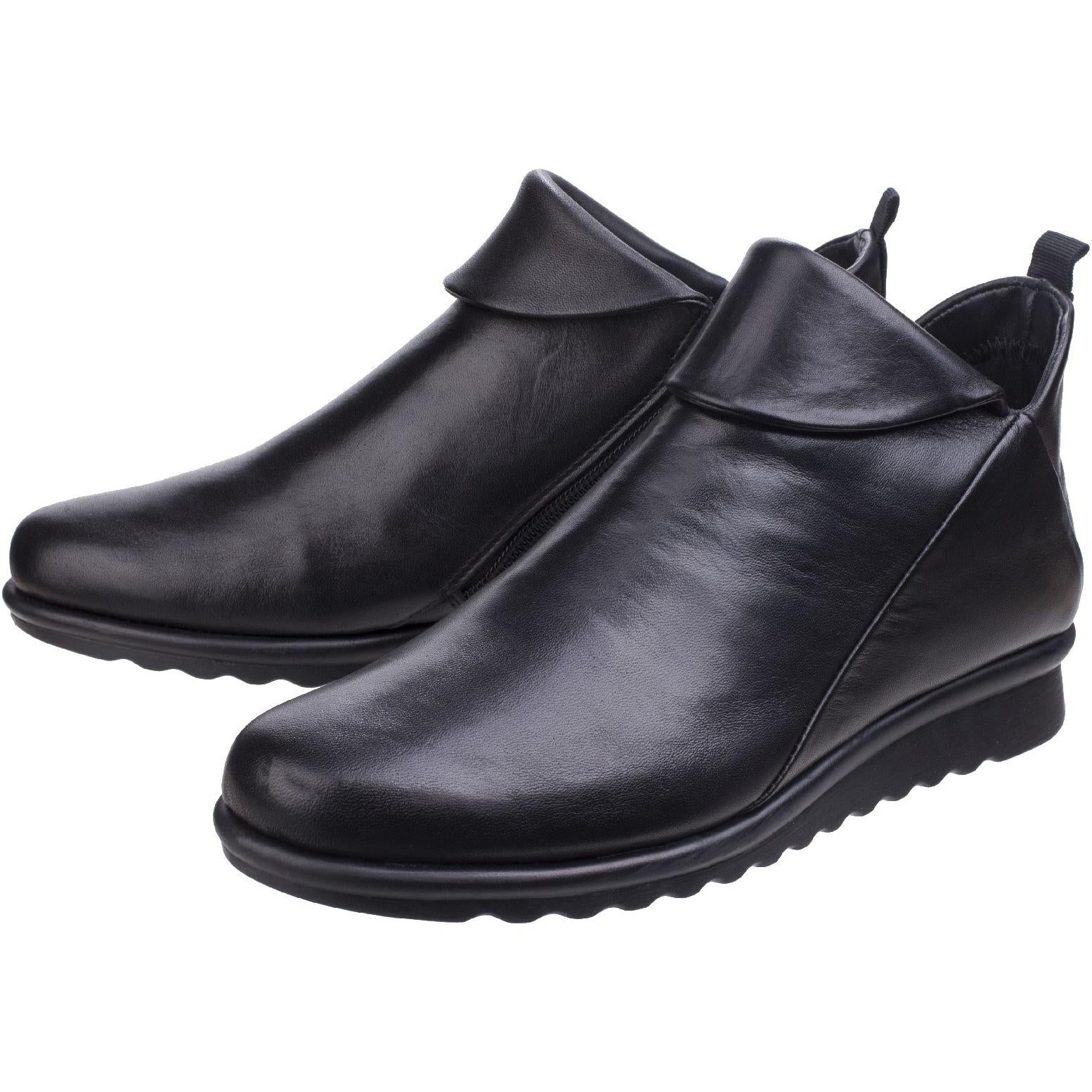 The Flexx Pan Damme Cashmere Ladies Pull on Shoe