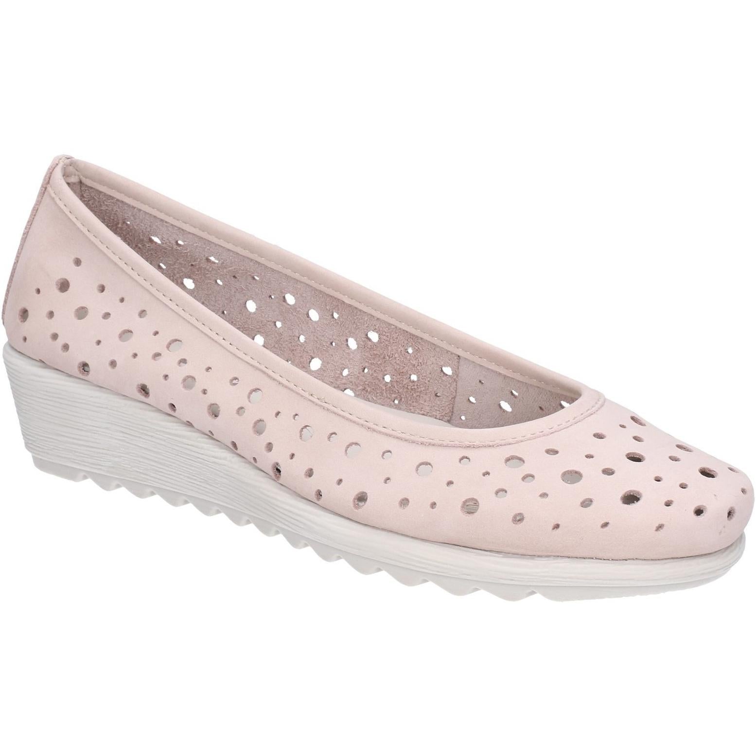 The Flexx Run Perfed Wedge Perforated Shoe