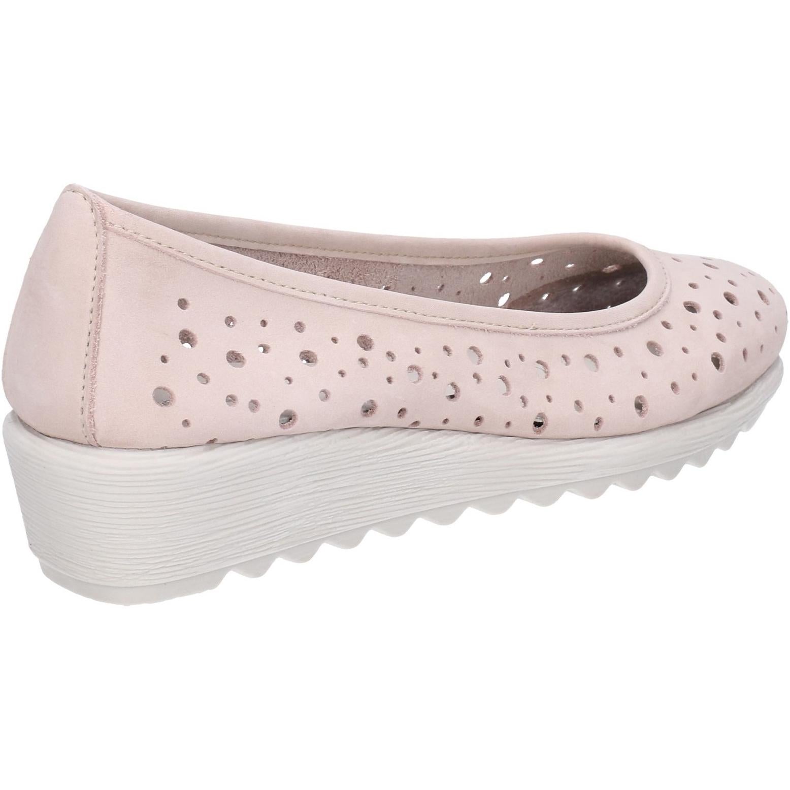 The Flexx Run Perfed Wedge Perforated Shoe