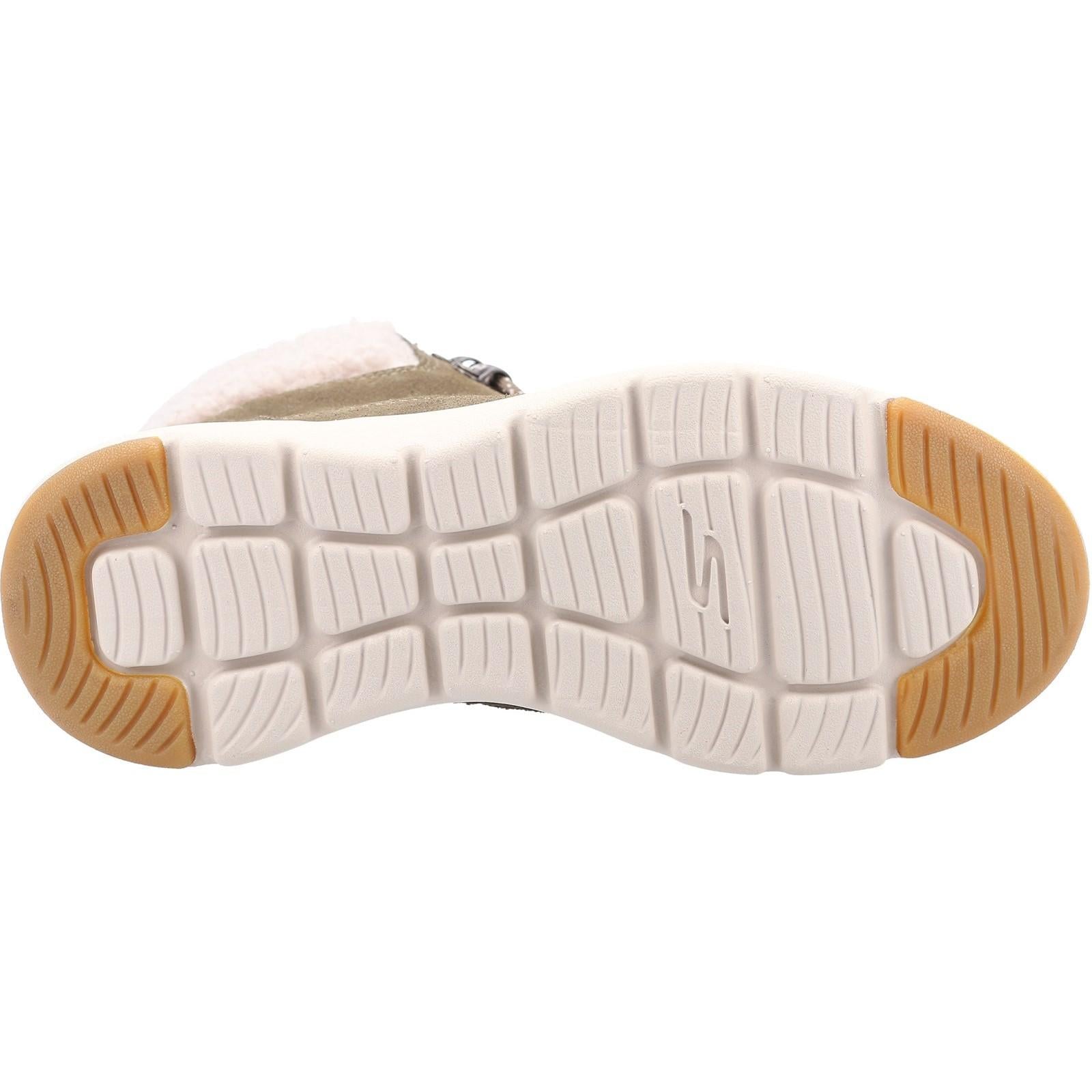 Skechers On-the-GO Glacial Ultra Woodlands Ankle Boots