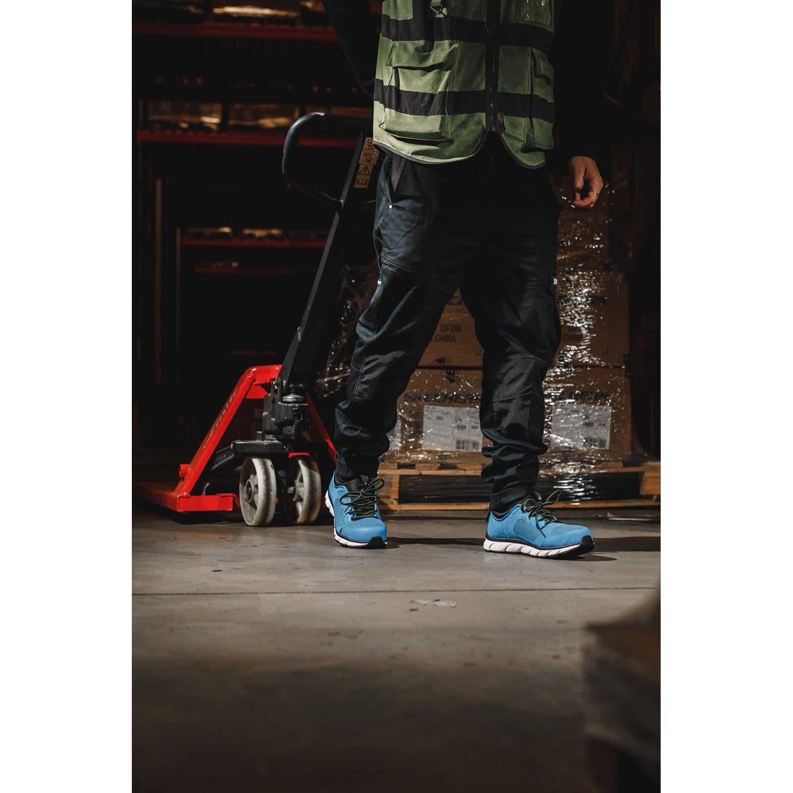 Amblers Safety 718 Safety Trainer