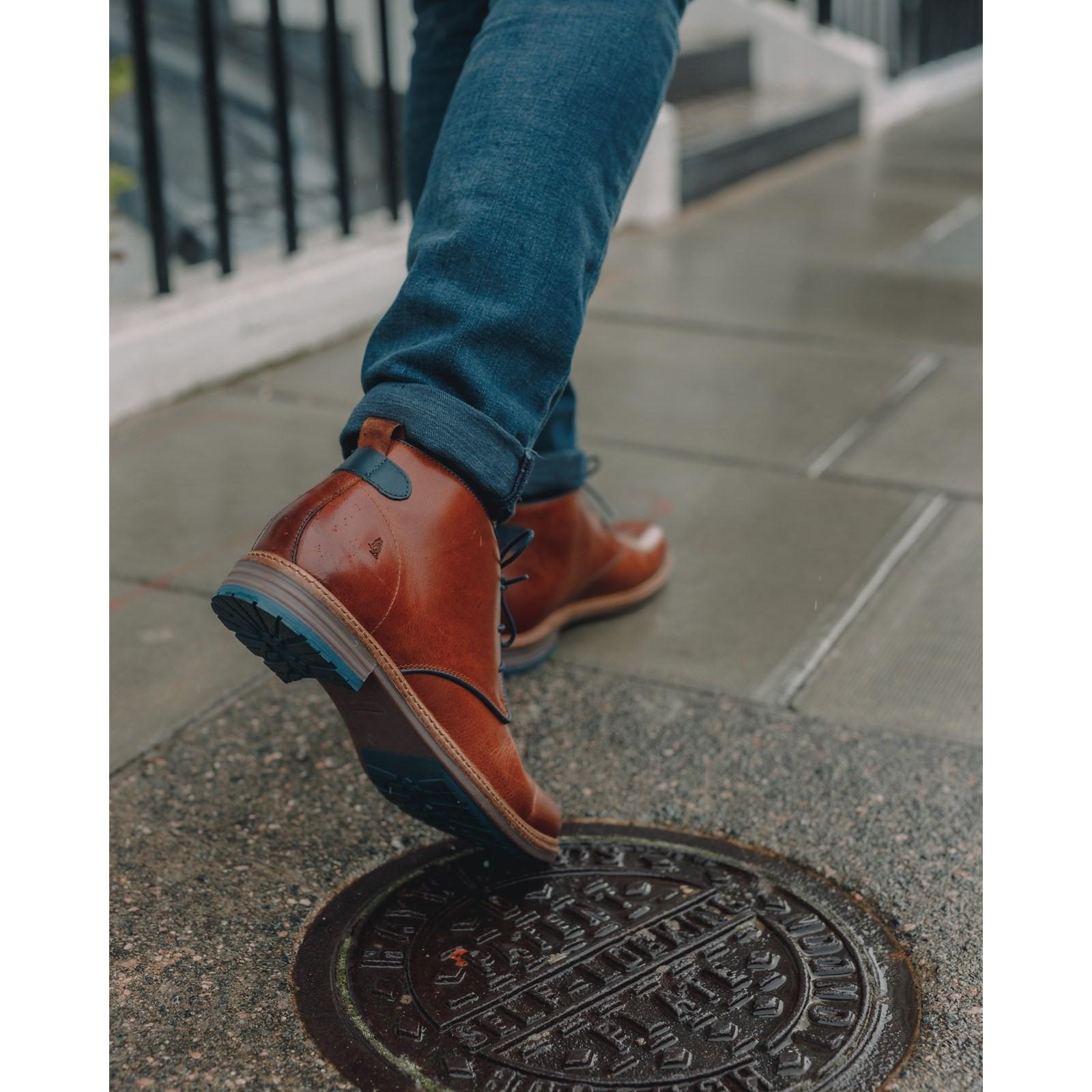 Hush Puppies Jonas Chukka Boot