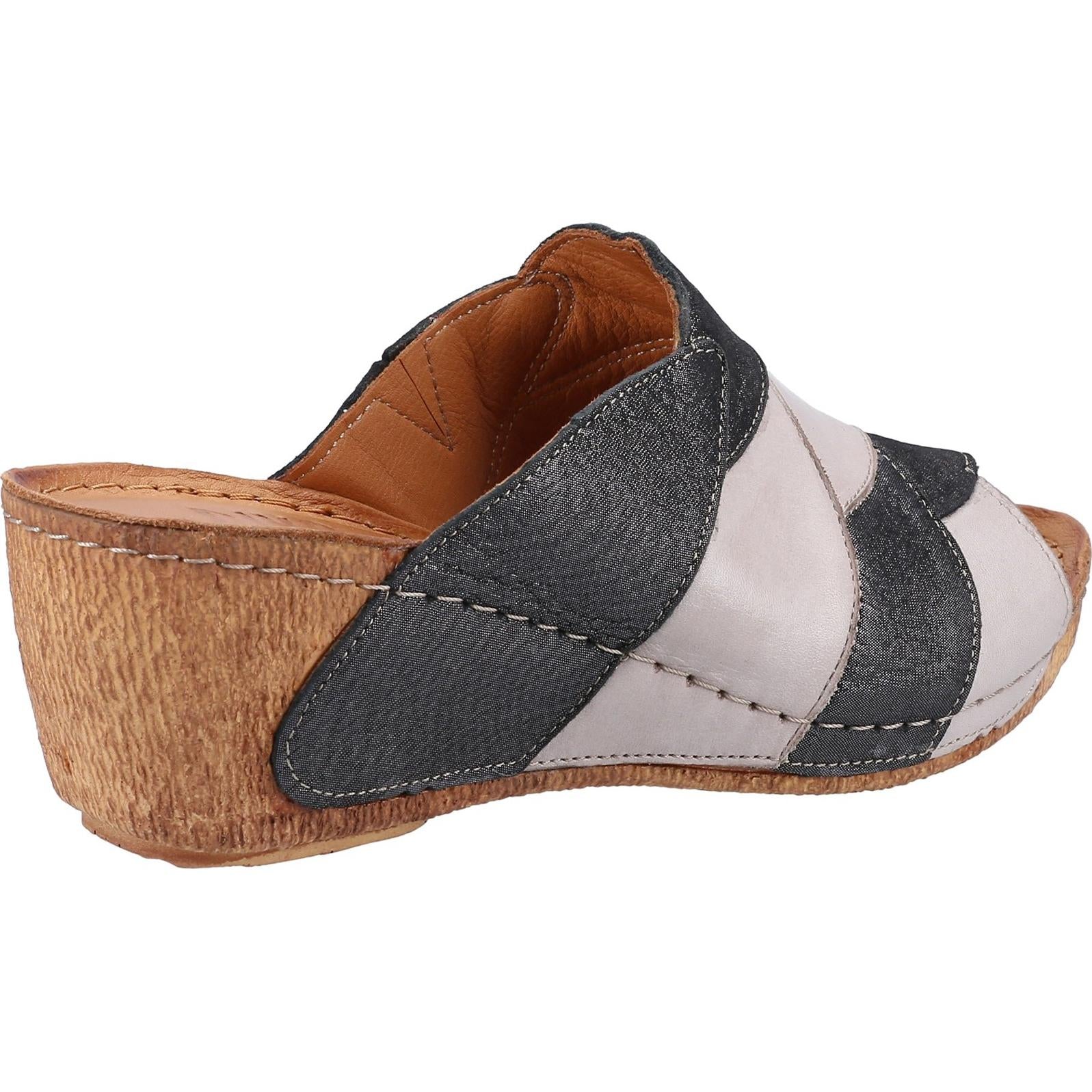 Riva Sports Usk Sandal