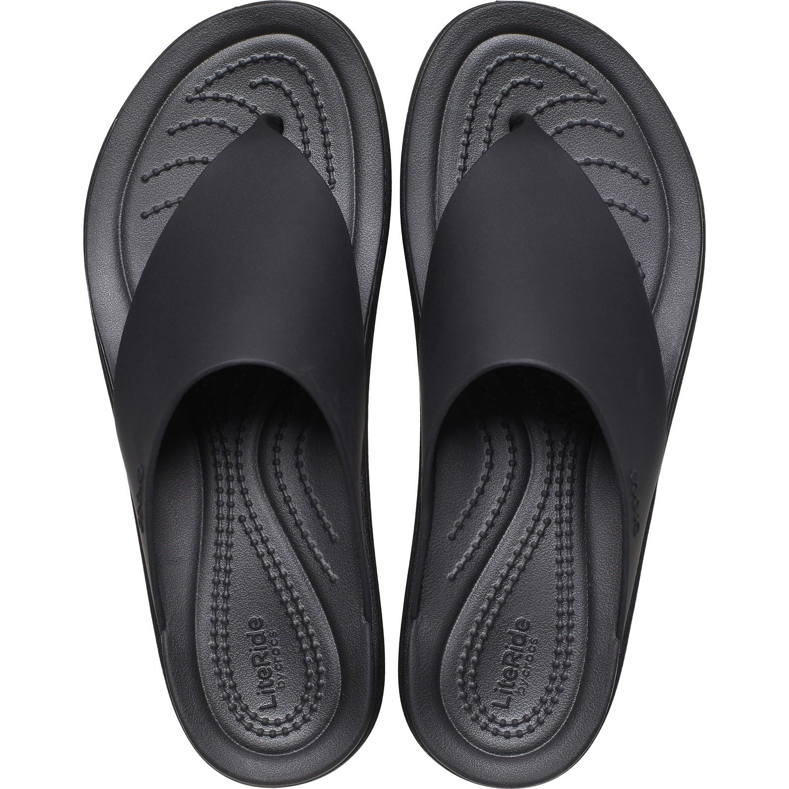Crocs Brooklyn Flip Sandals