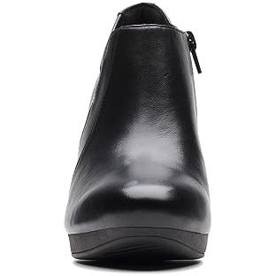 Clarks Charlten Bay Boots