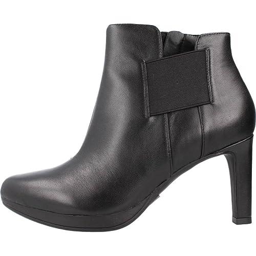 Clarks Ambyr Rise Heels