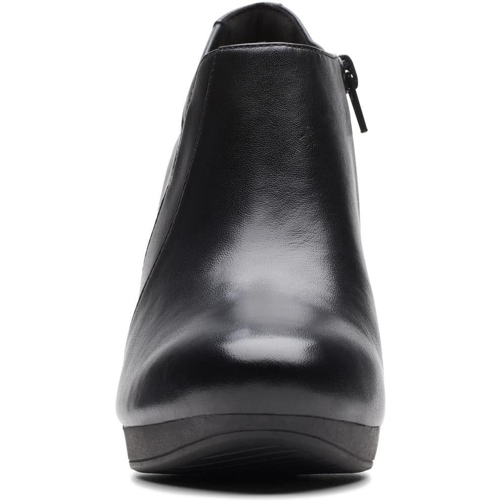 Clarks Charlten Bay Boots