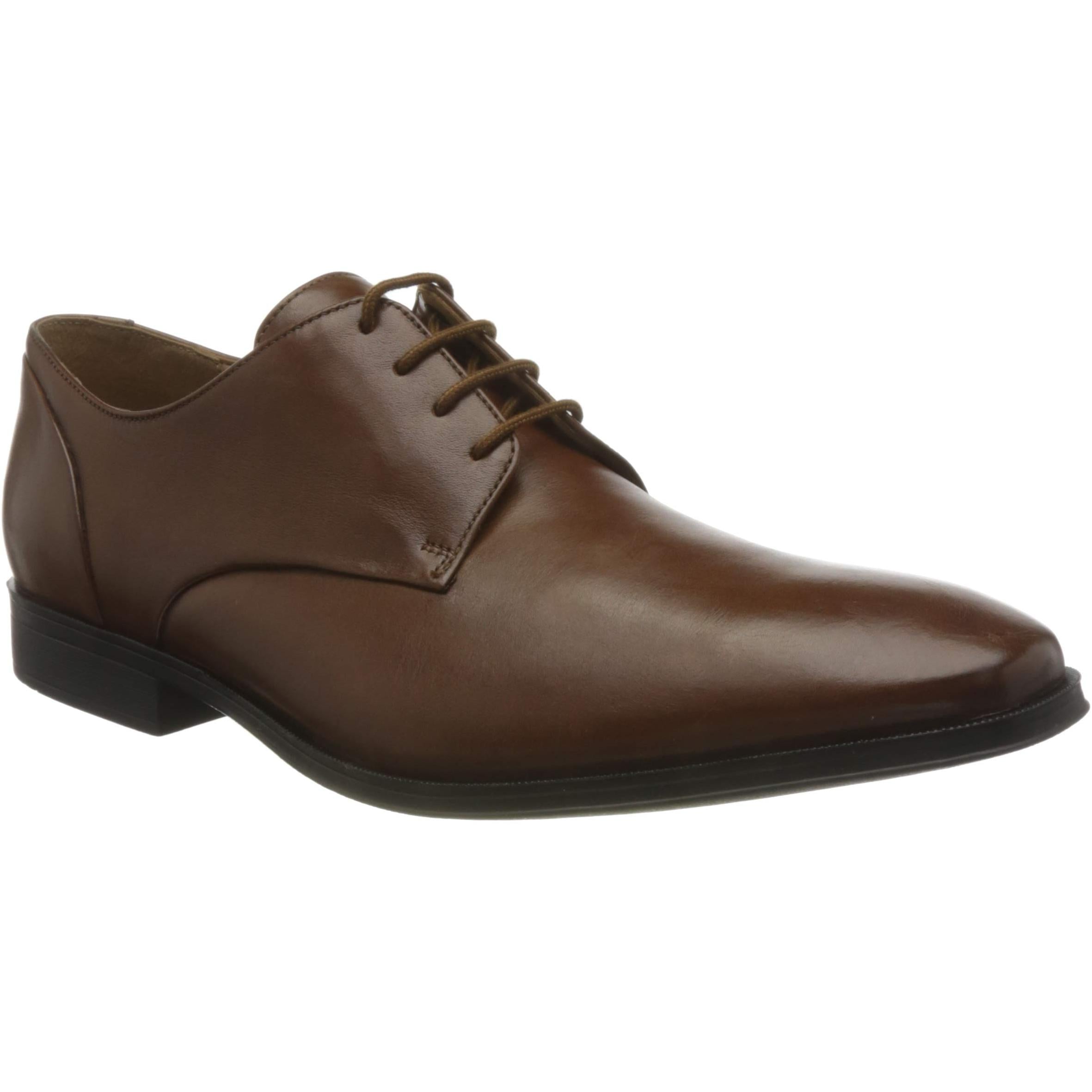 Clarks Gilman Cap Shoes