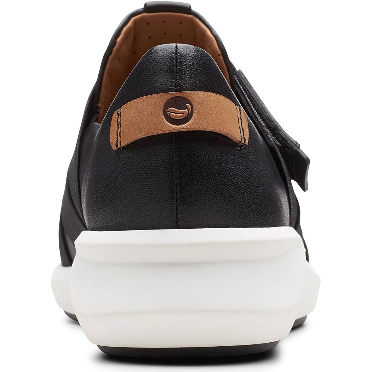 Clarks Un Rio Strap Trainers
