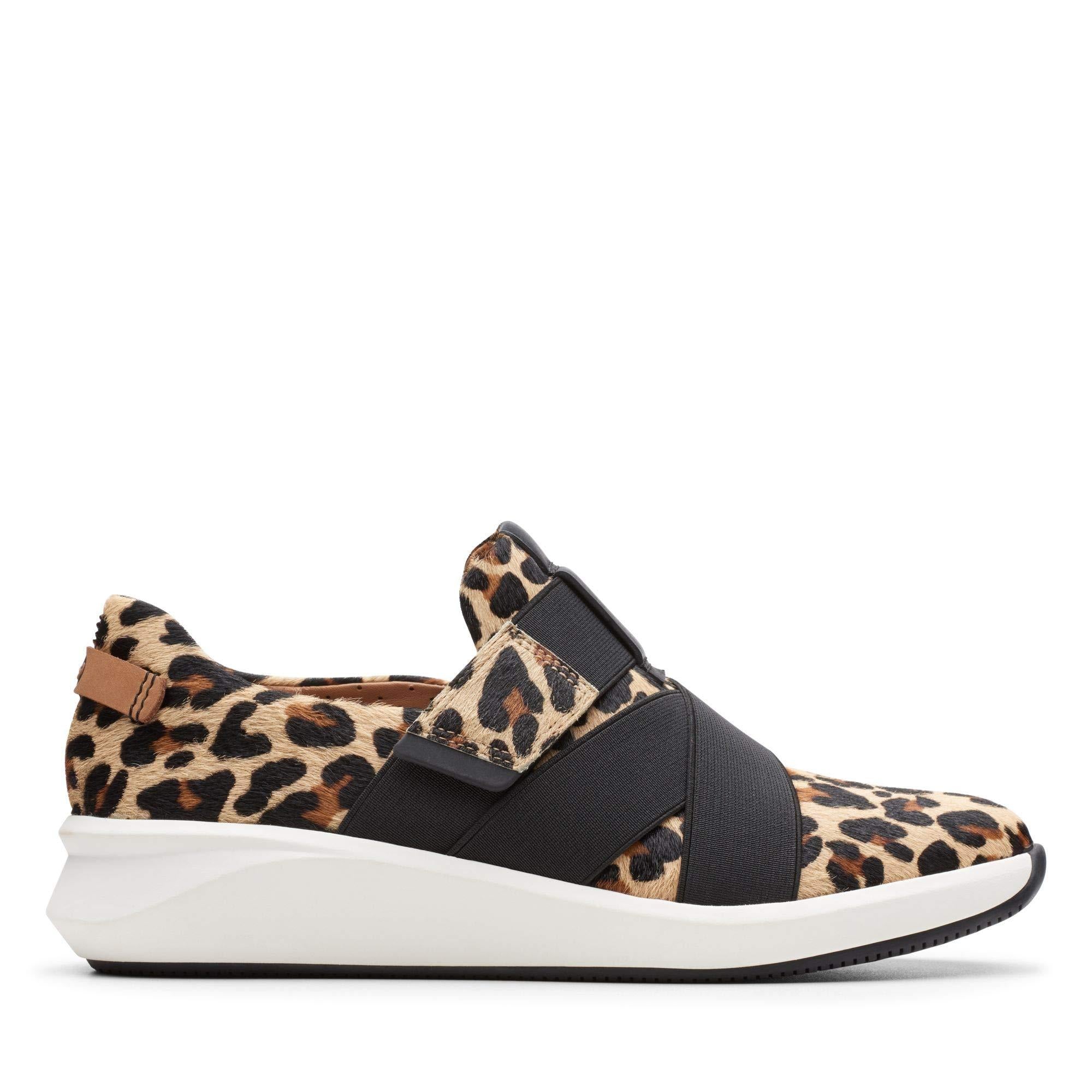 Clarks Un Rio Strap Trainers
