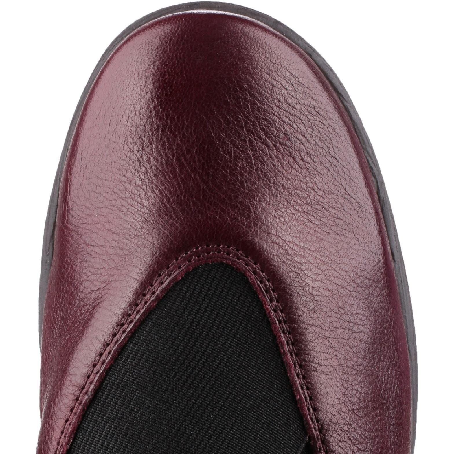 The Flexx Stretch Run Macan Flats