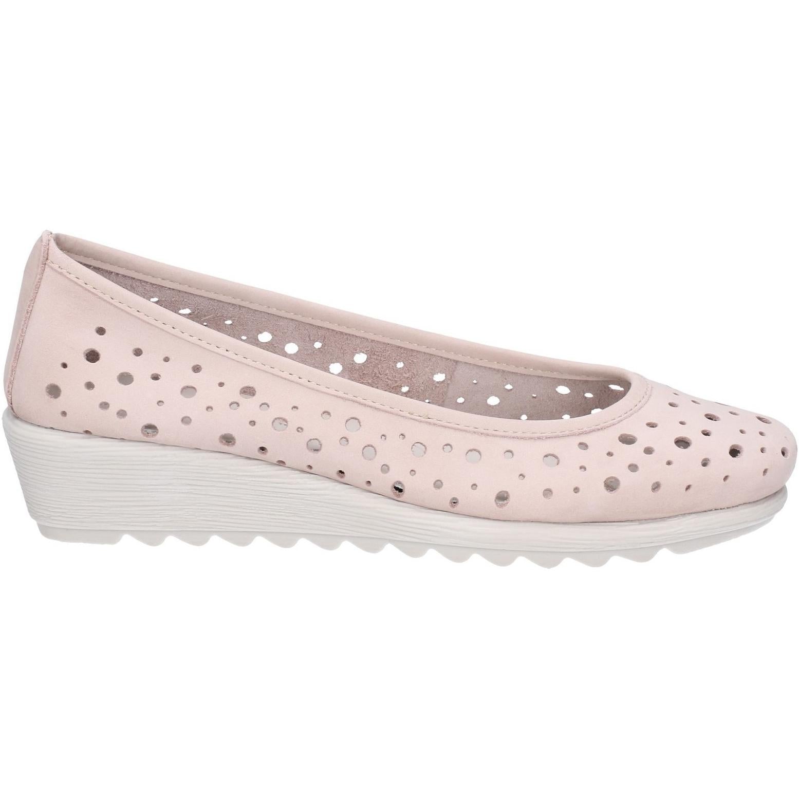 The Flexx Run Perfed Wedge Perforated Shoe