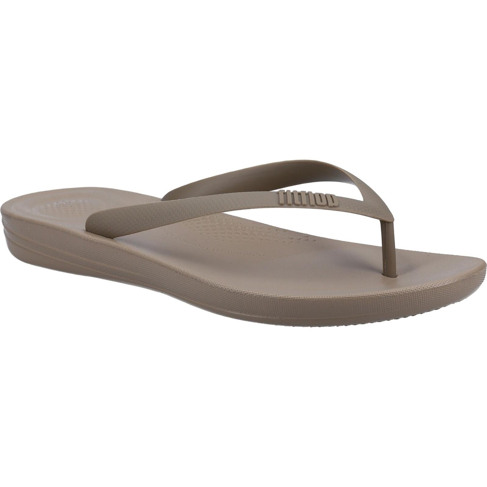 Fit Flop MEN'S iQUSHION ERGONOMIC FLIP-FLOPS Sandals